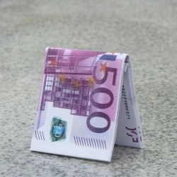  - 500 Euro Şeklinde Cüzdan