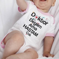 Doktor Değilim Ama Hastam Çok Bebek BODY - Thumbnail