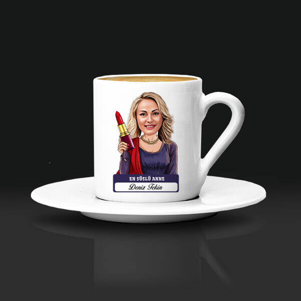 En Süslü Anne Karikatürlü Kahve Fincanı