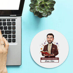  - Erkek Edebiyat Öğretmeni Temalı Karikatürlü Mousepad