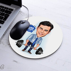 Halter Kaldıran Erkek Karikatürlü Mousepad - Thumbnail