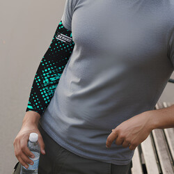  - İsme Özel Modern Desenli Kol Çorabı