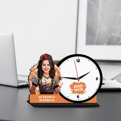 - Kadın Beyzbolcu Karikatürlü MDF Masa Saati