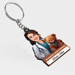  - Karikatürlü - Kadın Çocuk Doktoru İsimli Anahtarlık