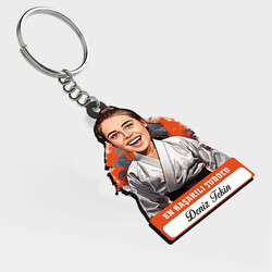  - Karikatürlü - Kadın Judocu İsimli Anahtarlık