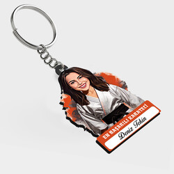  - Karikatürlü - Kadın Karateci İsimli Anahtarlık