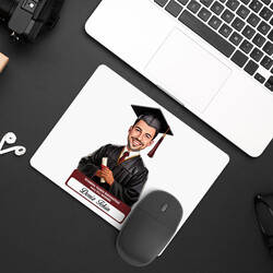 - Karikatürlü Üniversiteli Erkek Öğrenci Mezuniyet Mousepad