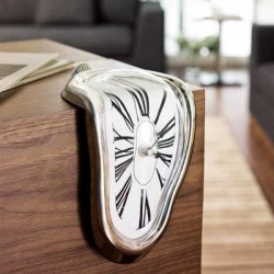 Melting Clock- Eriyen Saat - Thumbnail