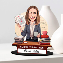  - Yılın En İyi Kadın Öğretmeni Karikatürlü Biblo
