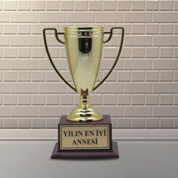 Yılın En İyi Yazılı Ödül Kupası - Thumbnail